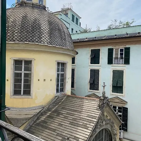 Bed & Breakfast Dormire Dai Grimaldi Genoa